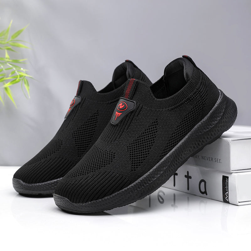 Men’s Lightweight Slip-On Shoes – Breathable Knit, Wide Fit, Comfortable & Flexible for Everyday & Outdoor Wear