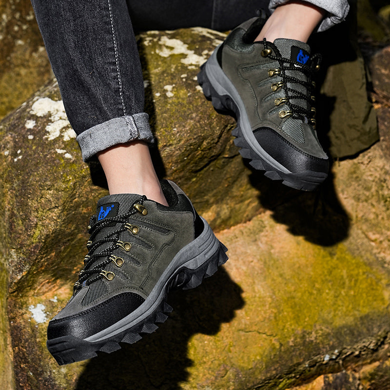 Men’s Rugged Outdoor Shoes – Wide Toe Comfort, Strong Grip & Built for Tough Terrain